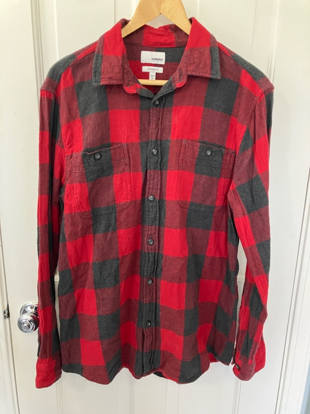 Sonoma Red and Gray Buffalo Plaid Button-Down Shirt size Medium 100% cotton